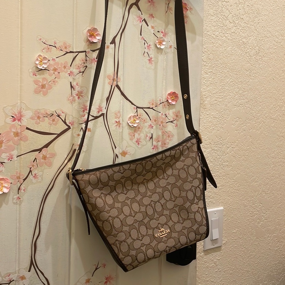 Coach signature crossbody bag